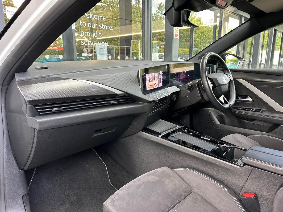 PLUG-IN HYBRID