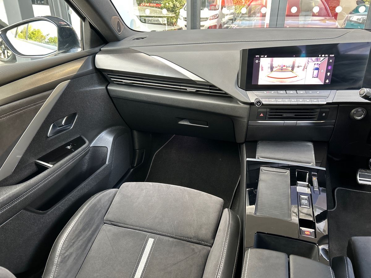 PLUG-IN HYBRID