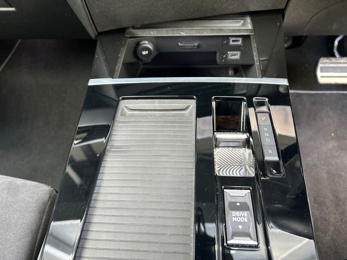 PLUG-IN HYBRID