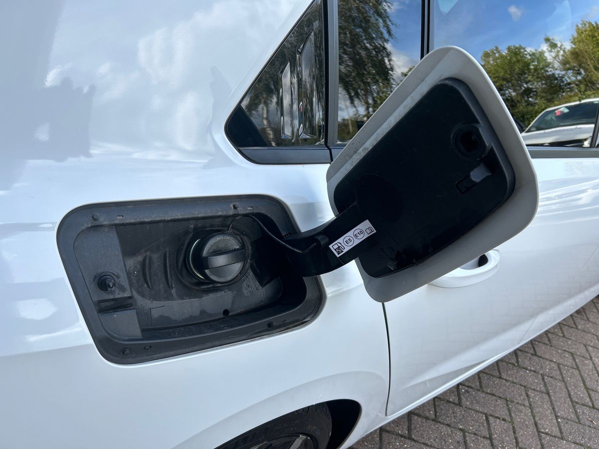 PLUG-IN HYBRID