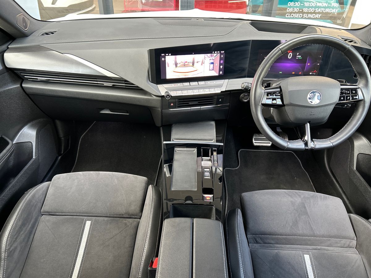 PLUG-IN HYBRID