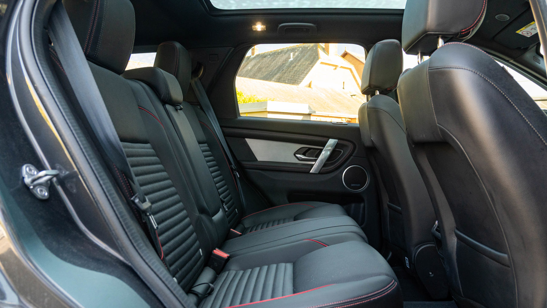 Land Rover DISCOVERY SPORT, SUV, Carpathian Grey.