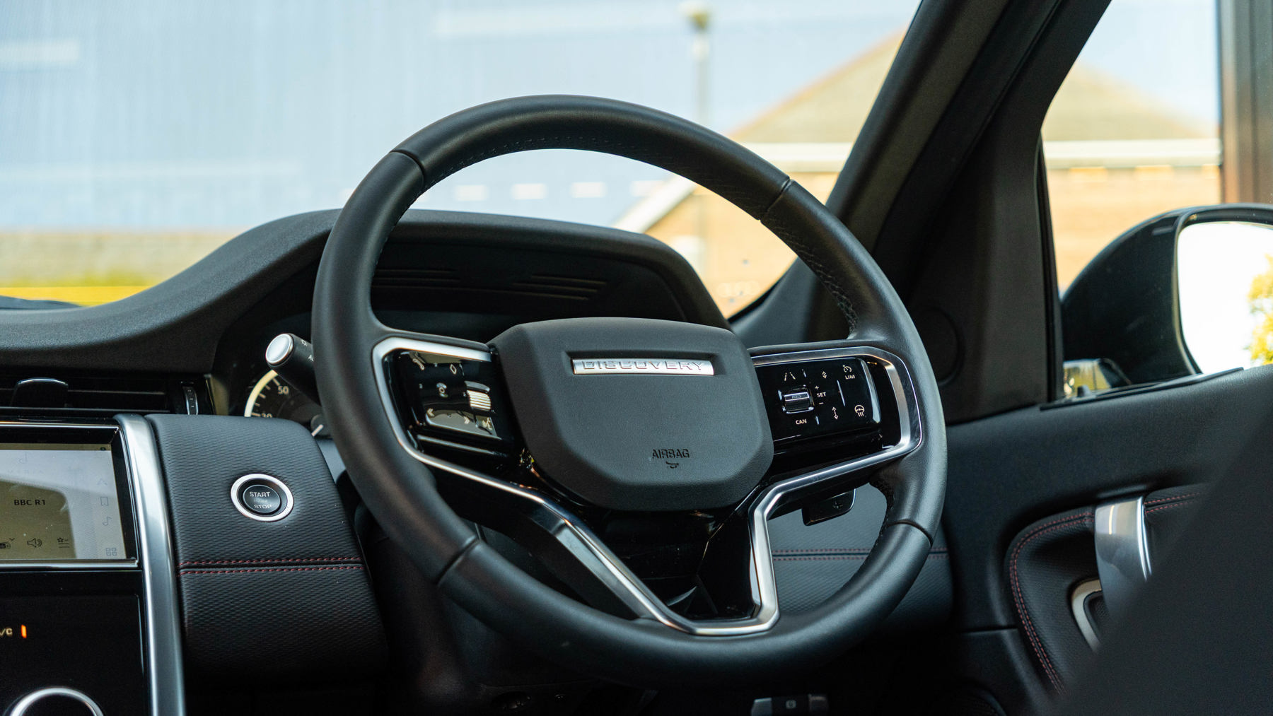 Land Rover DISCOVERY SPORT, SUV, Carpathian Grey.