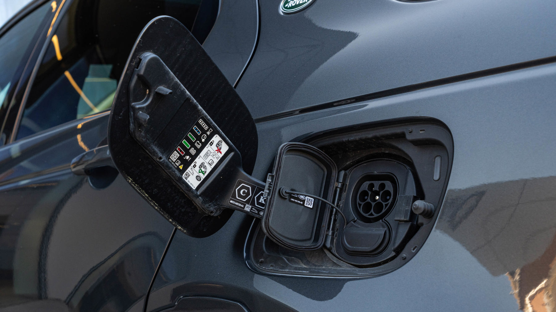 Land Rover DISCOVERY SPORT, SUV, Carpathian Grey.