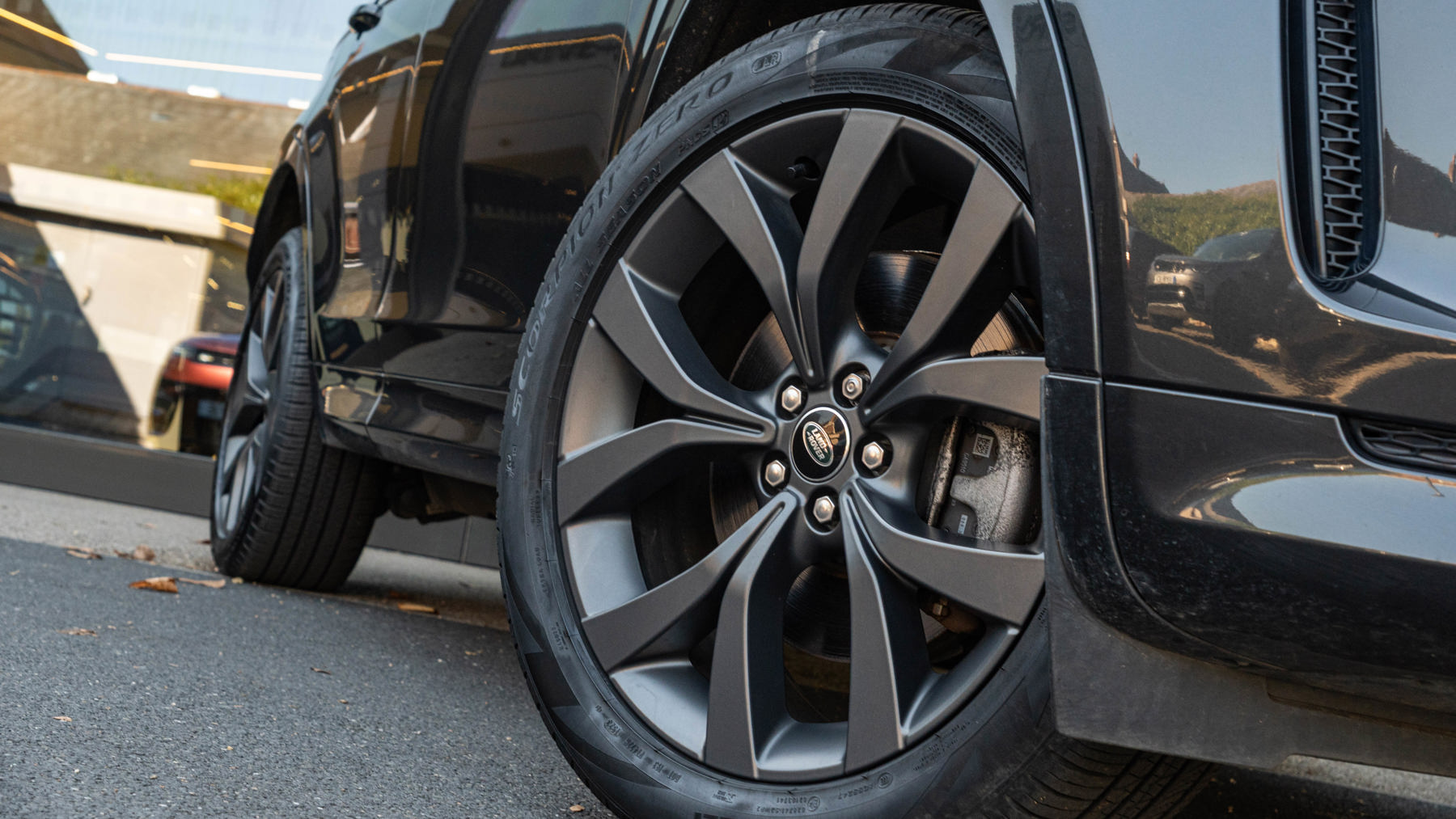 Land Rover DISCOVERY SPORT, SUV, Carpathian Grey.