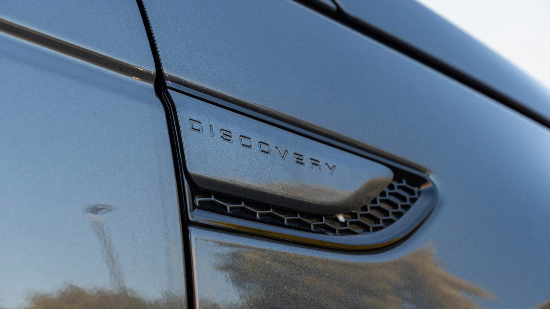Land Rover DISCOVERY SPORT, SUV, Carpathian Grey.