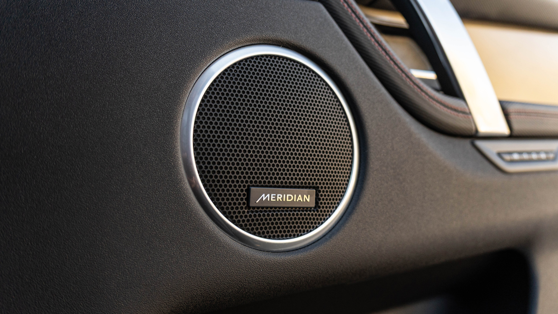 Land Rover DISCOVERY SPORT, SUV, Carpathian Grey.