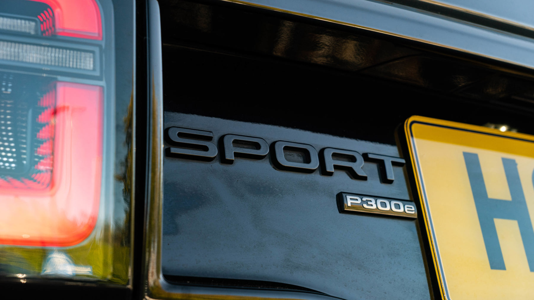 Land Rover DISCOVERY SPORT, SUV, Carpathian Grey.
