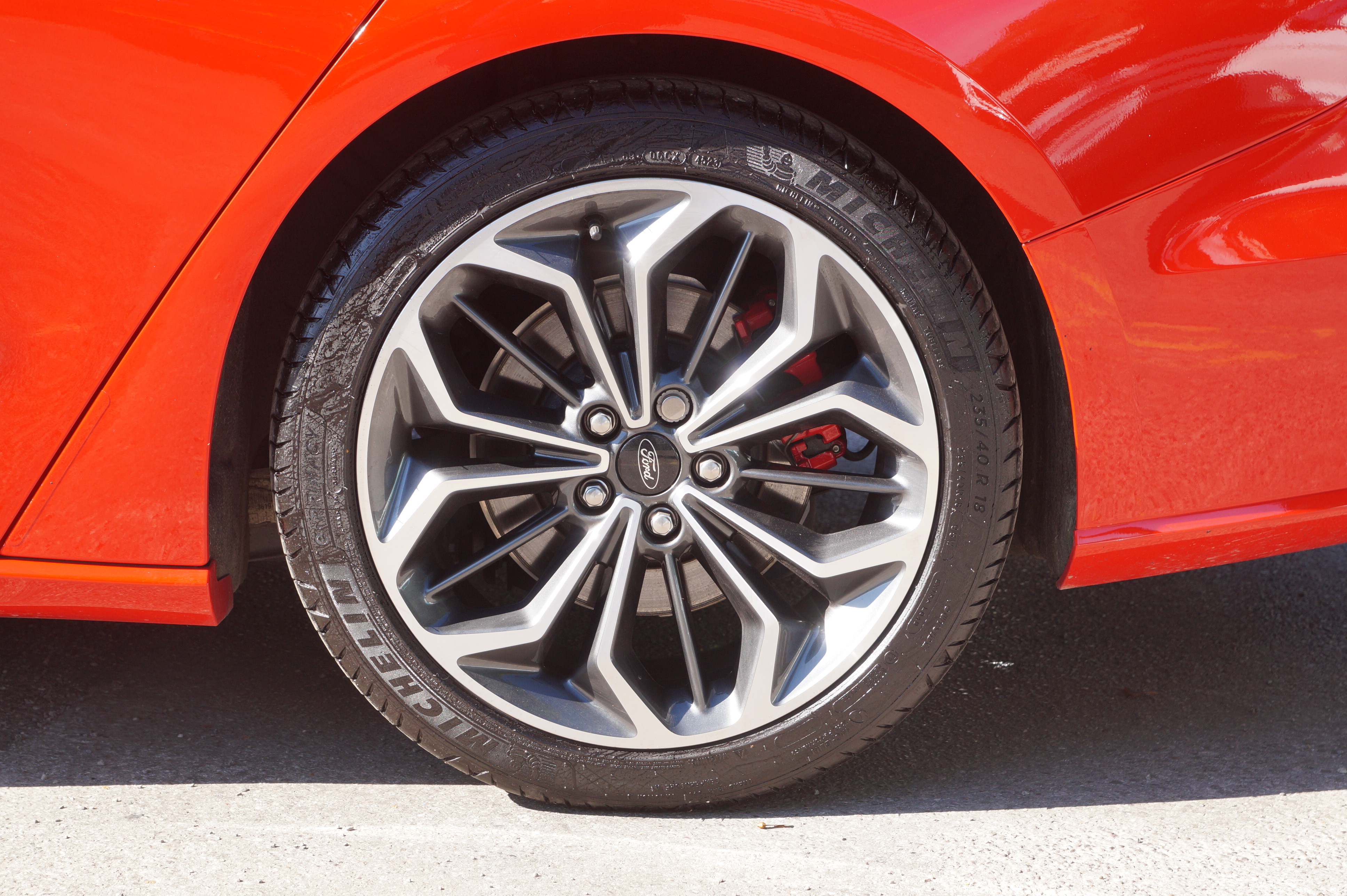 ECOBOOST HYBRID MHEV 155