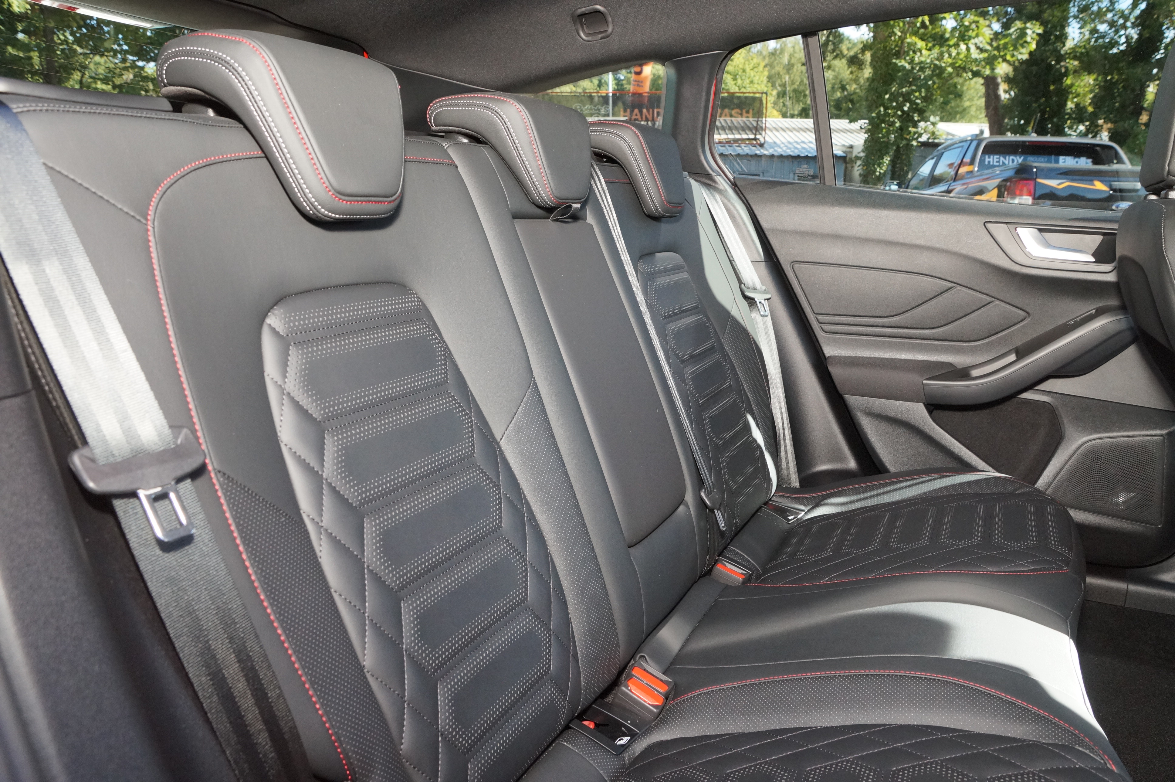 ECOBOOST HYBRID MHEV 155