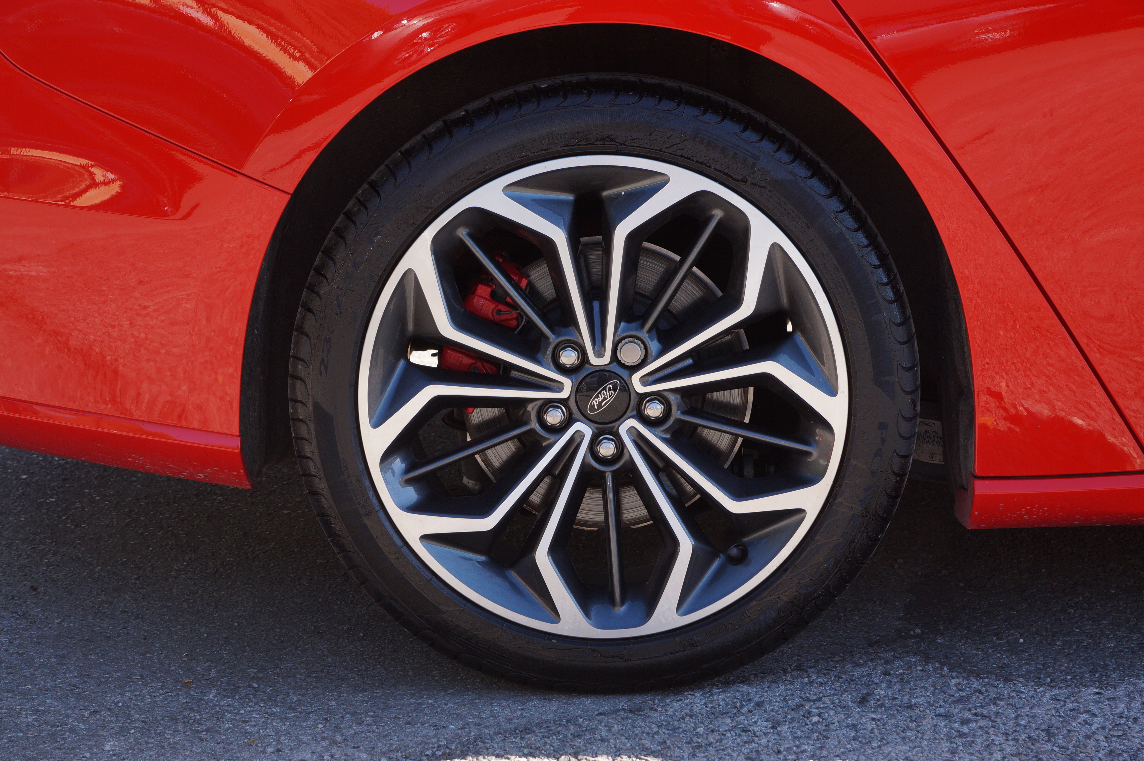 ECOBOOST HYBRID MHEV 155