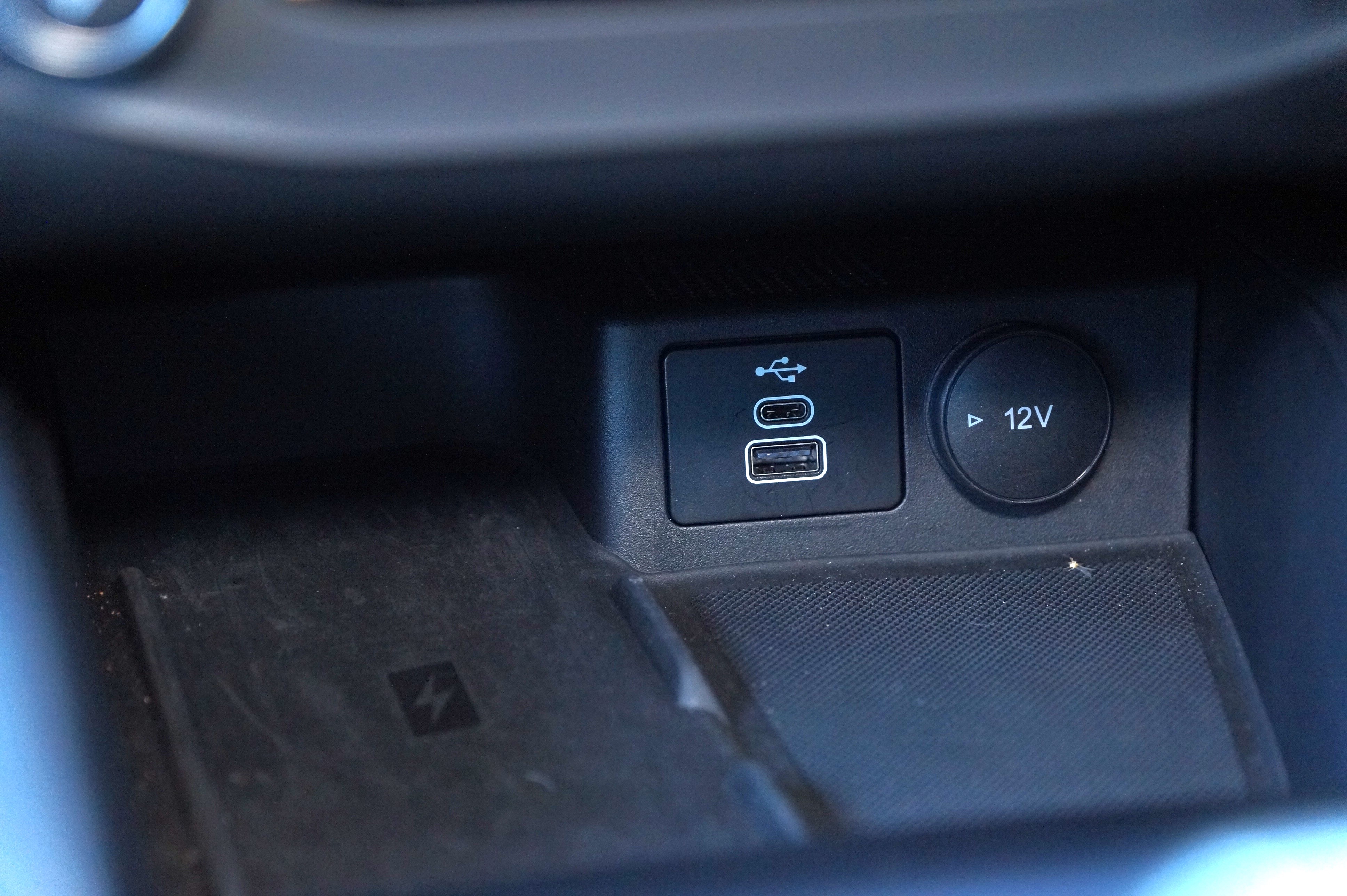 ECOBOOST HYBRID MHEV 155
