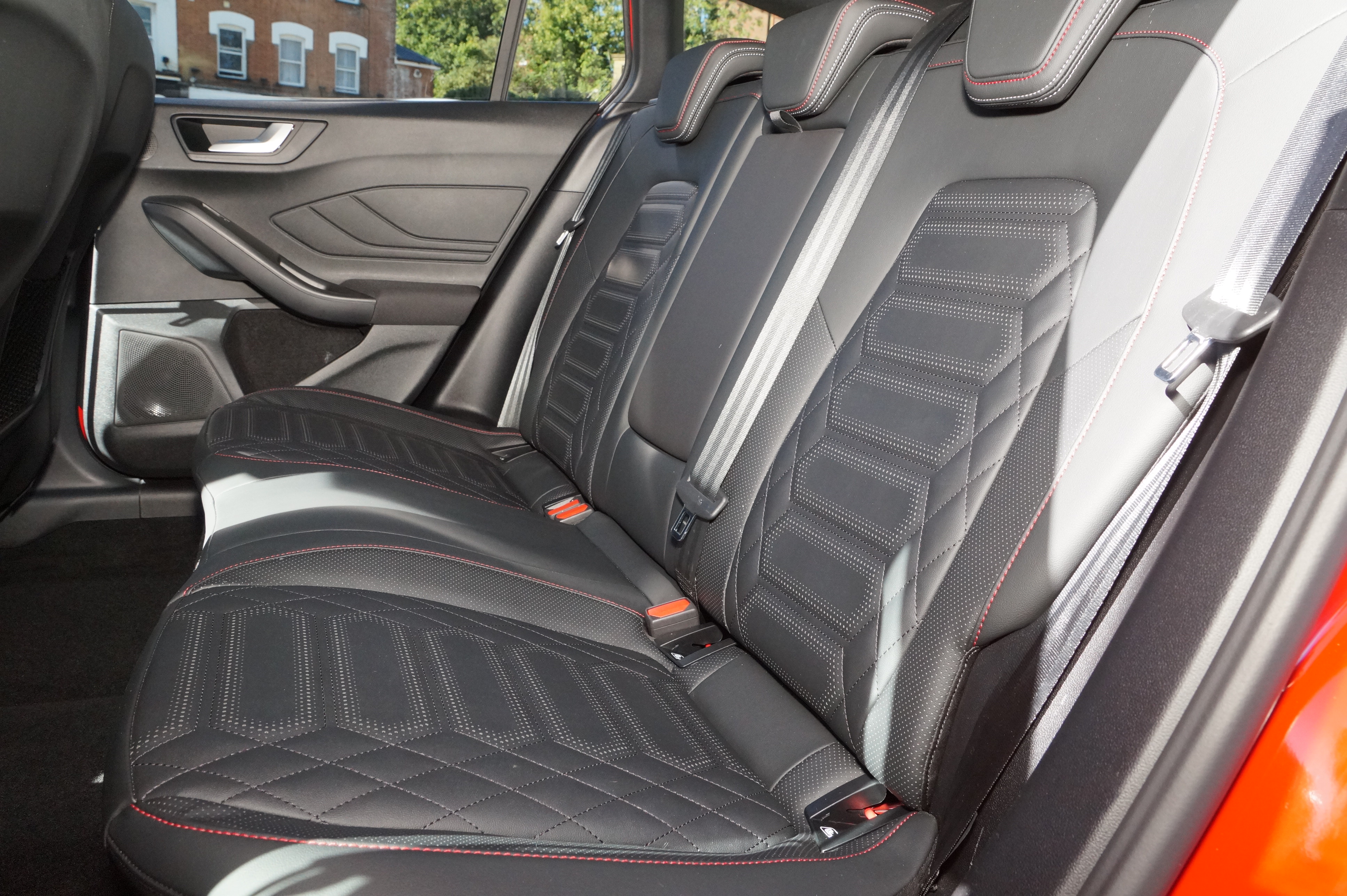 ECOBOOST HYBRID MHEV 155