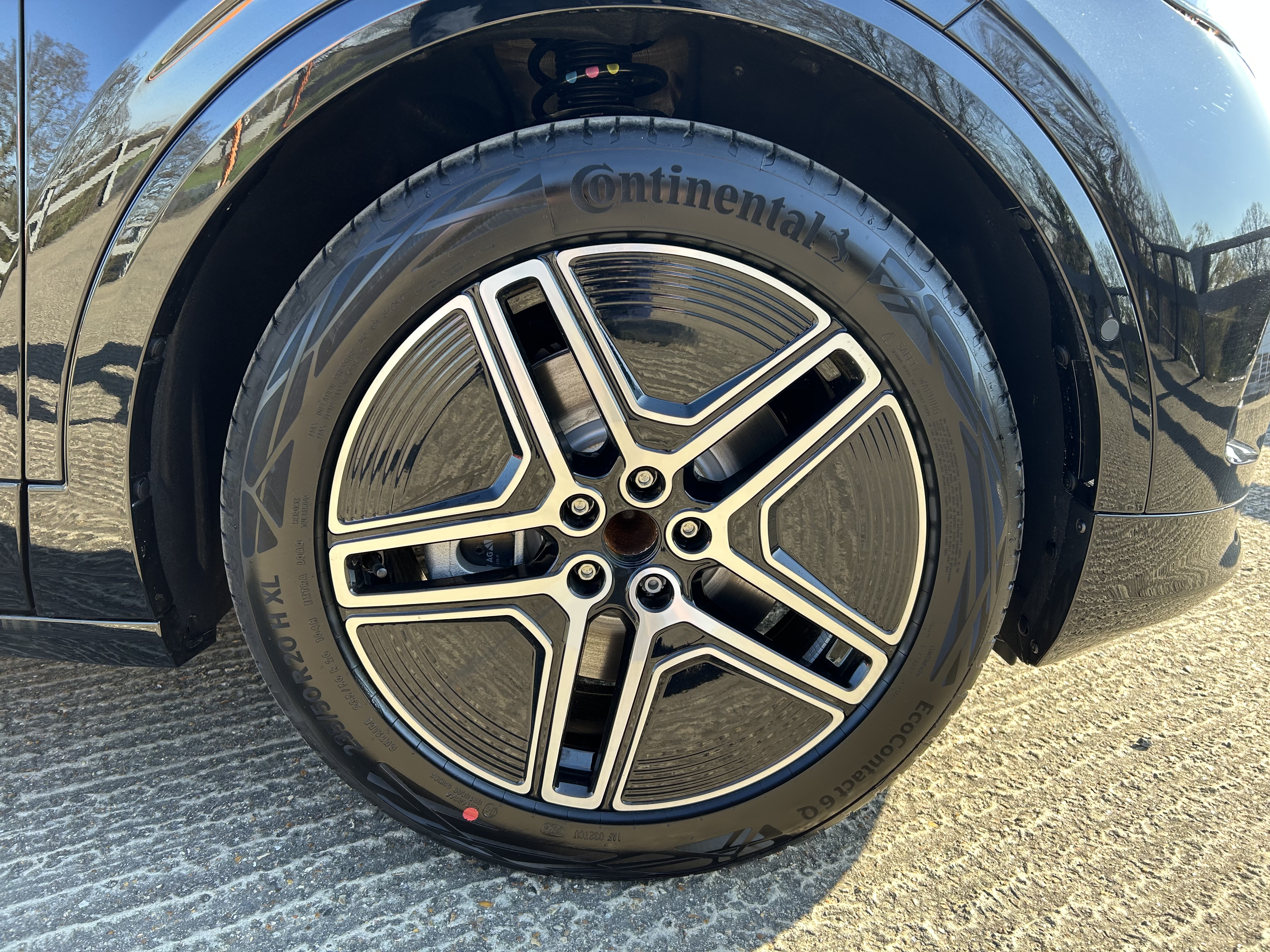 CAPRI PREMIUM 5 DOOR 77KWH EXTENDED RANGE RWD 1 SPEED AUTOMATIC