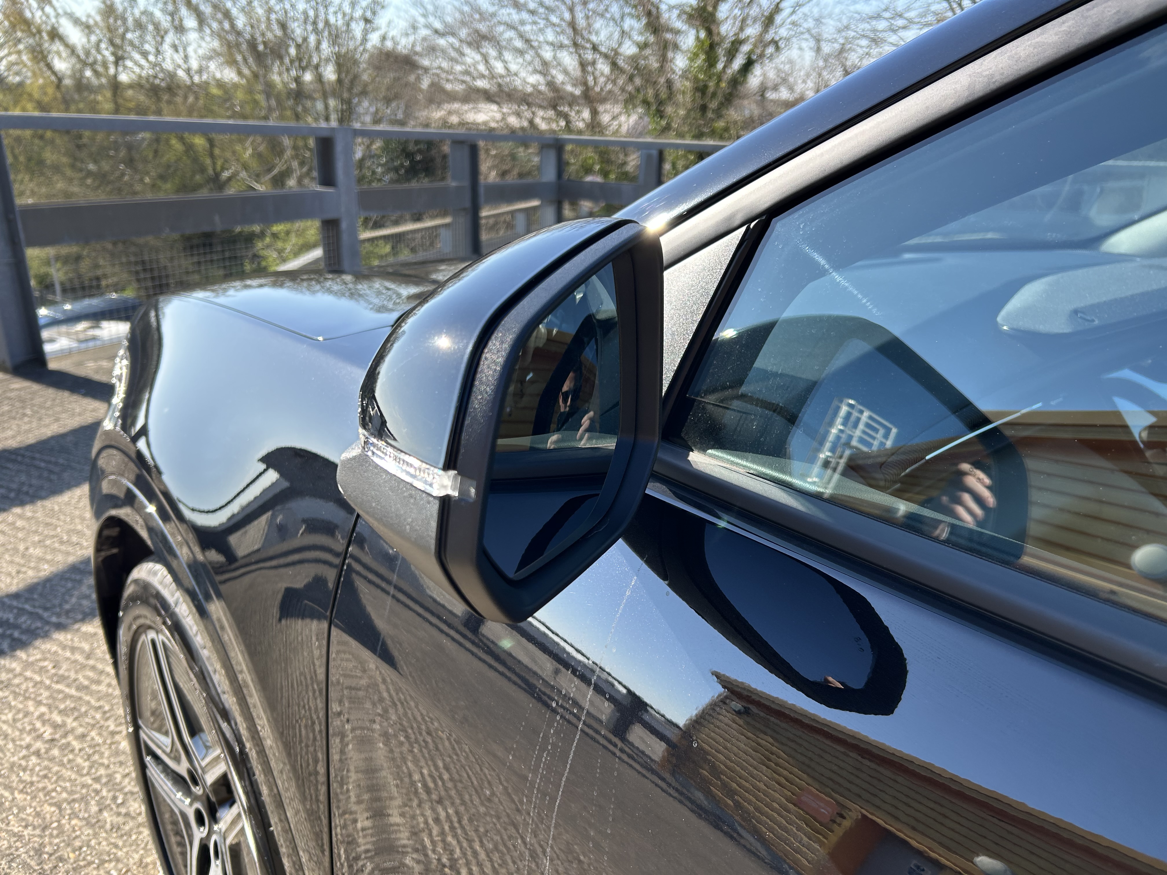 CAPRI PREMIUM 5 DOOR 77KWH EXTENDED RANGE RWD 1 SPEED AUTOMATIC