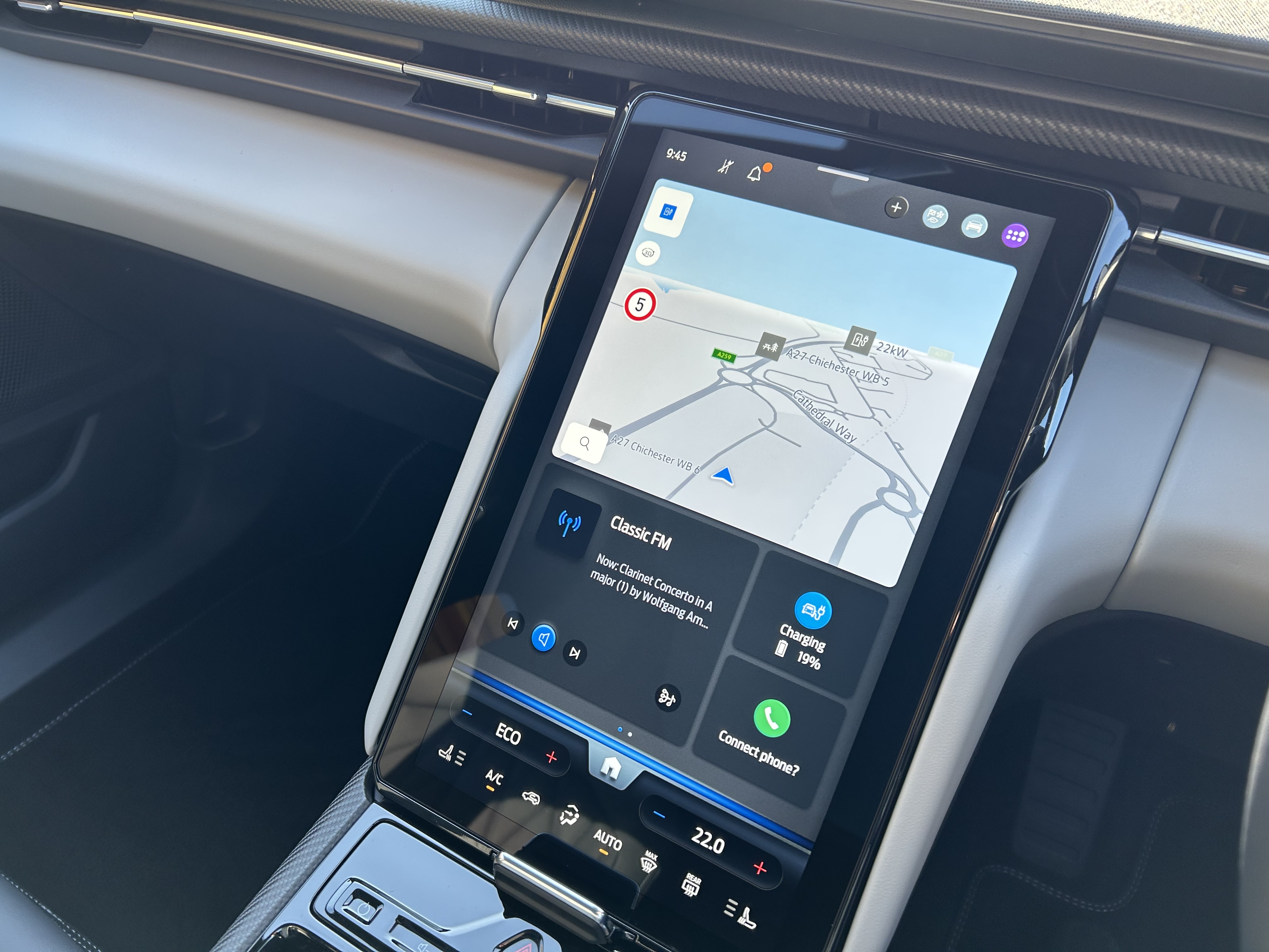 CAPRI PREMIUM 5 DOOR 77KWH EXTENDED RANGE RWD 1 SPEED AUTOMATIC