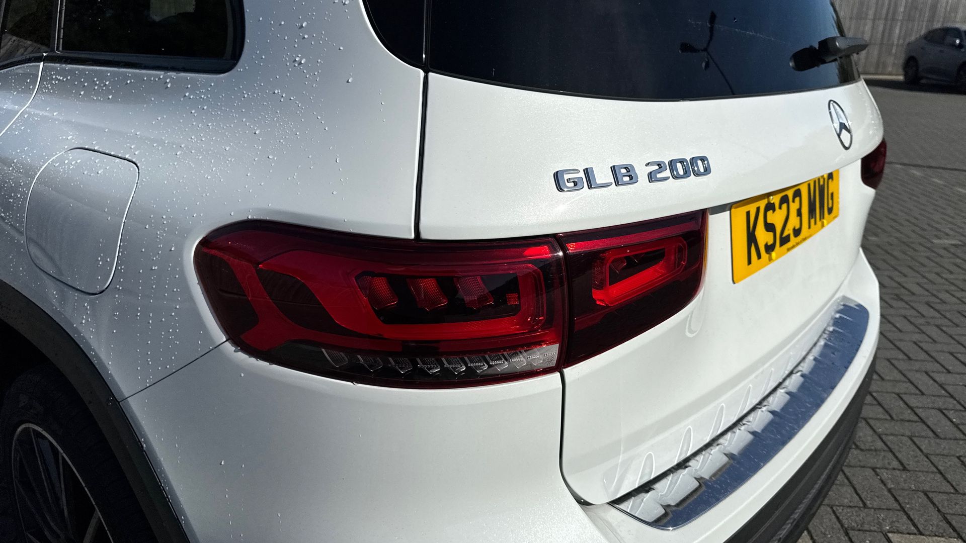 GLB 200 PREMIUM + NIGHT ED 7G-TRONIC