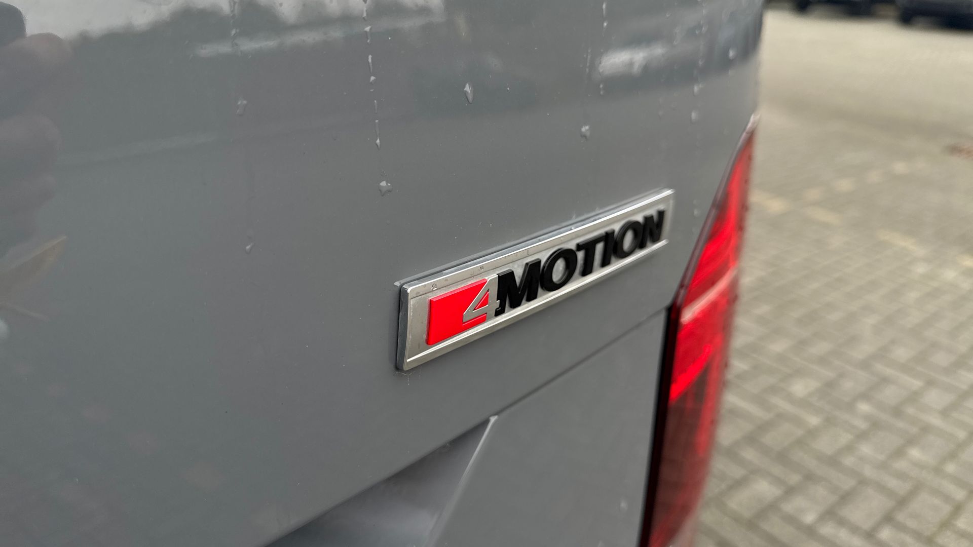 T32 BITDI 204 KOMBI VAN 4MOTION DSG