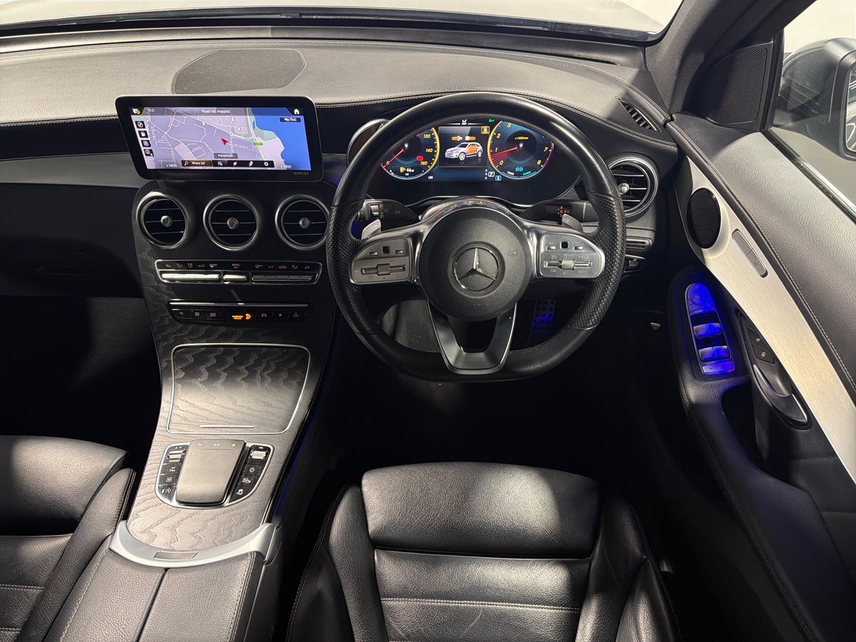 GLC 300 4MATIC PREMIUM 9G-TRONIC
