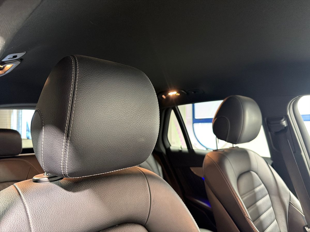 GLC 300 4MATIC PREMIUM 9G-TRONIC