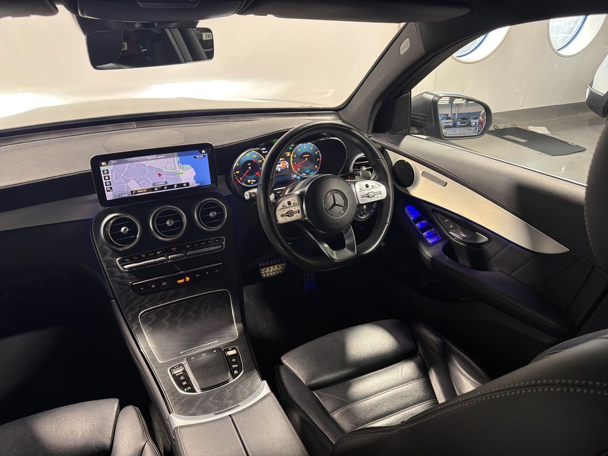 GLC 300 4MATIC PREMIUM 9G-TRONIC
