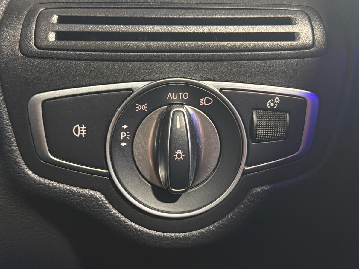 GLC 300 4MATIC PREMIUM 9G-TRONIC