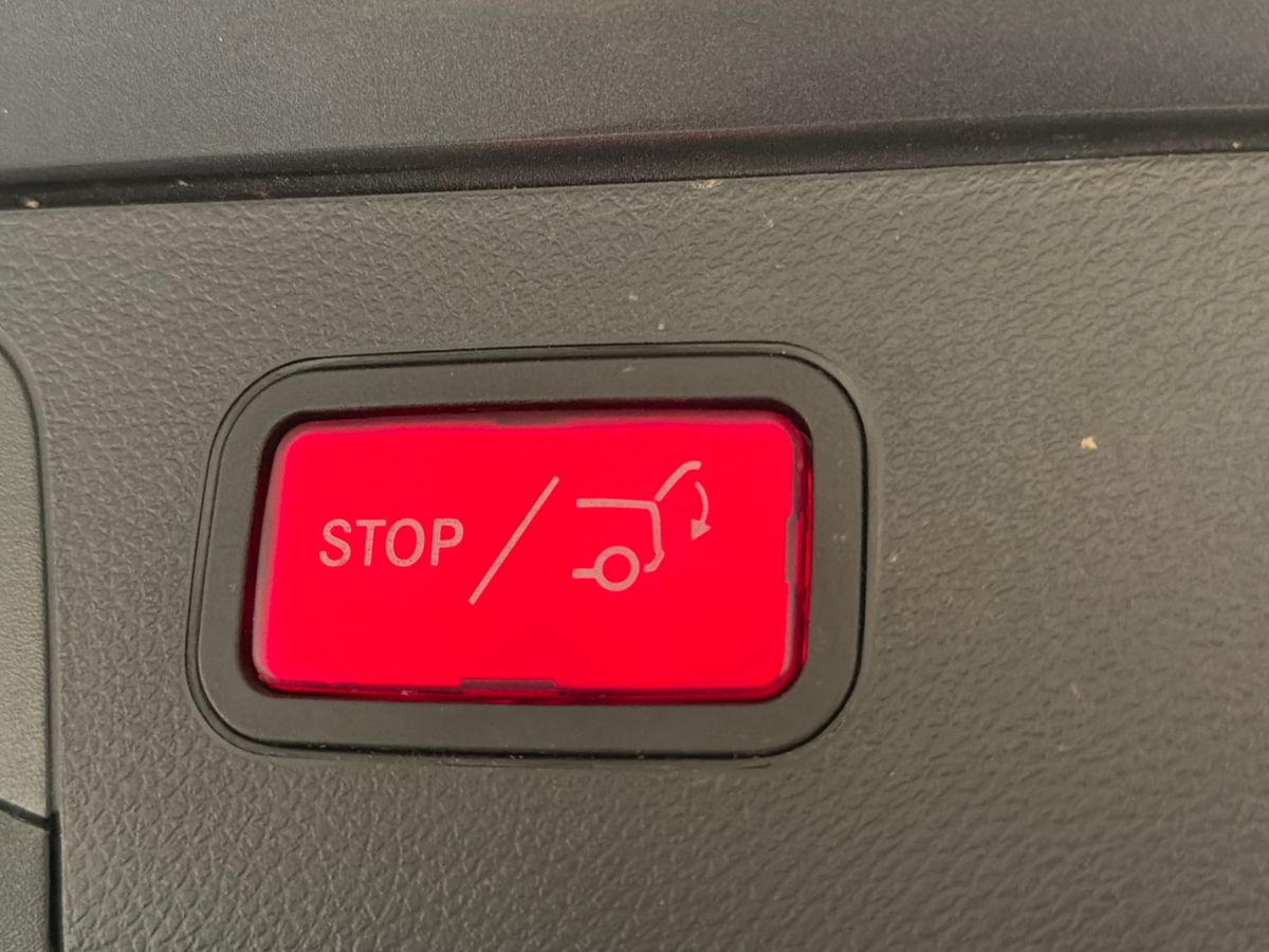 GLC 300 4MATIC PREMIUM 9G-TRONIC