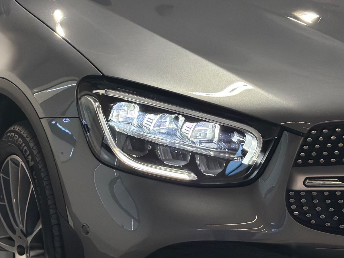 GLC 300 4MATIC PREMIUM 9G-TRONIC