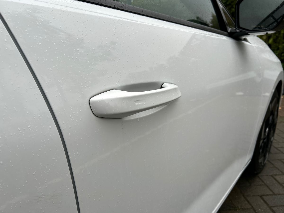 PLUG-IN HYBRID
