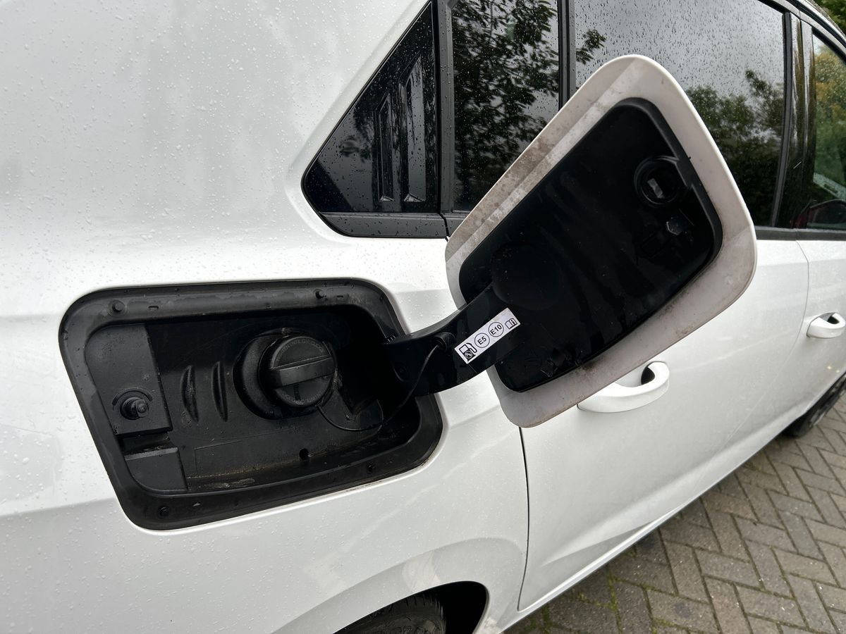 PLUG-IN HYBRID