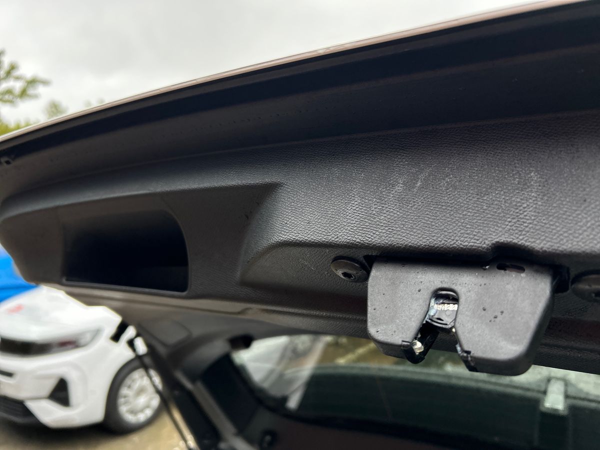 PLUG-IN HYBRID
