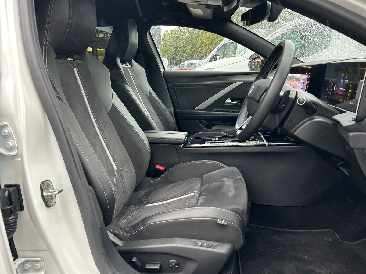 PLUG-IN HYBRID