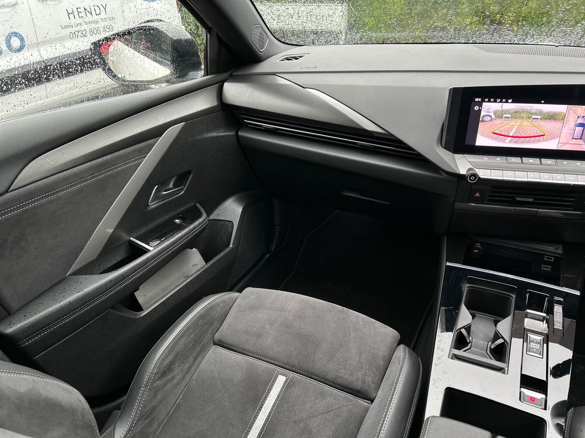 PLUG-IN HYBRID