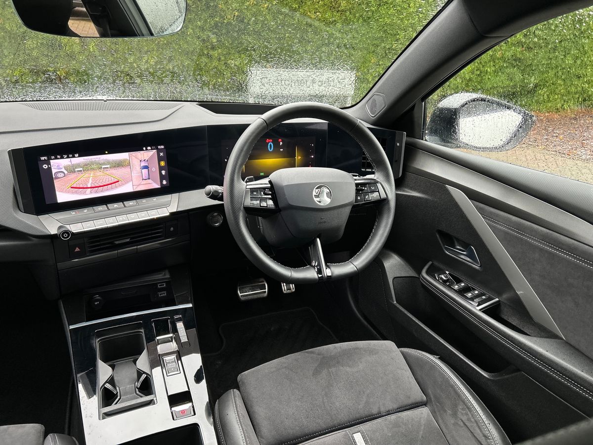 PLUG-IN HYBRID