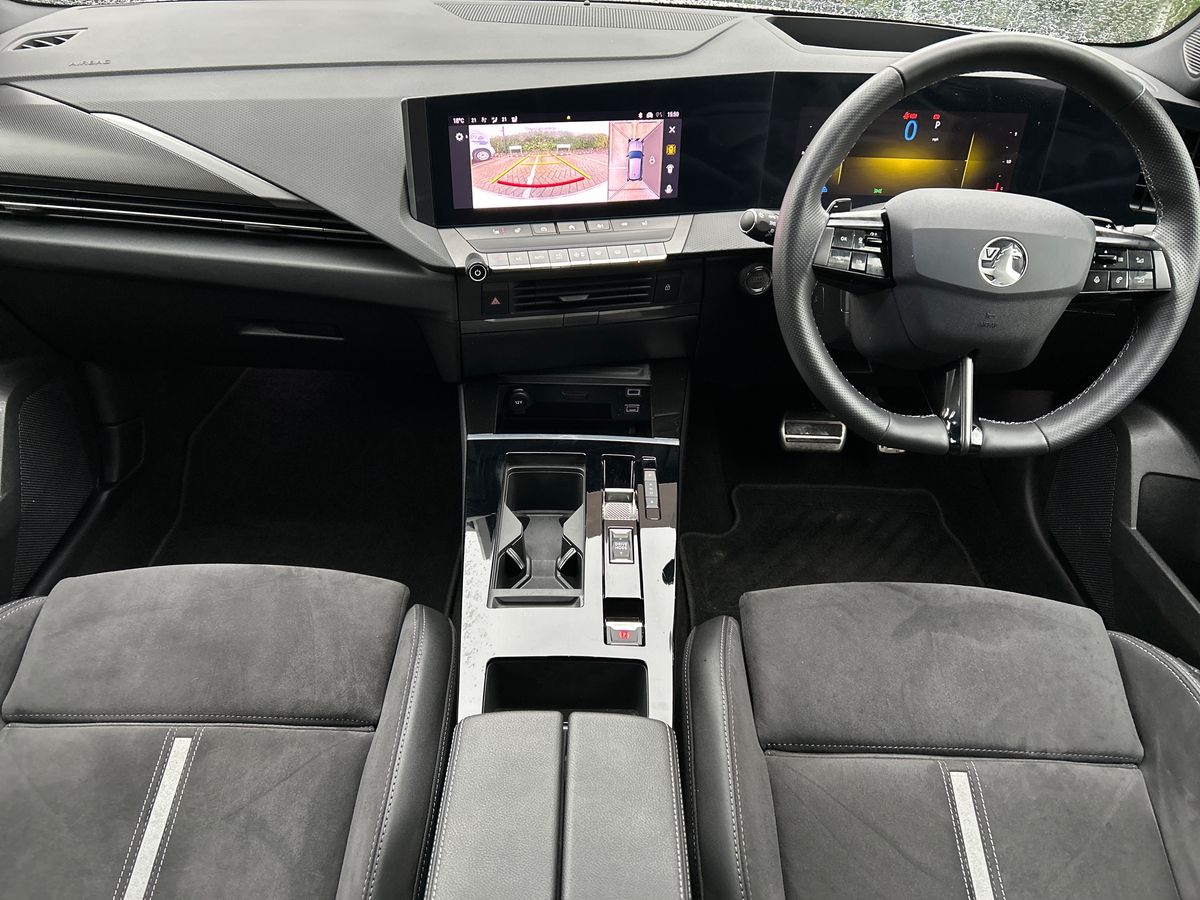 PLUG-IN HYBRID