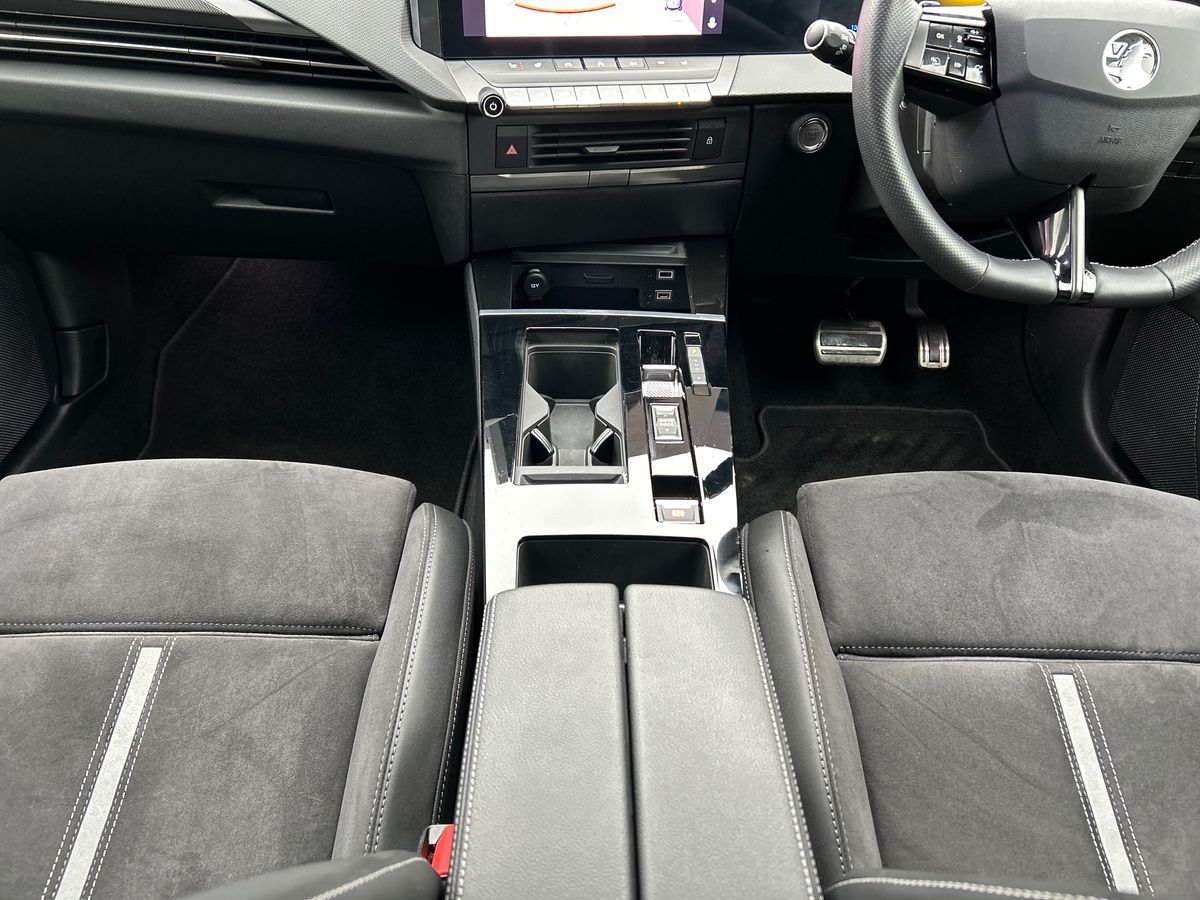 PLUG-IN HYBRID