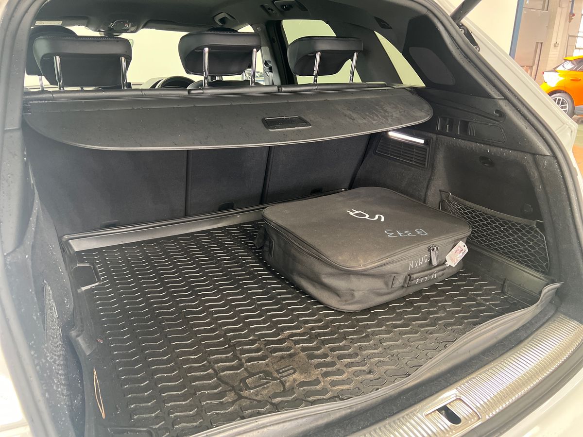 55 TFSI E QUATTRO S TRONIC