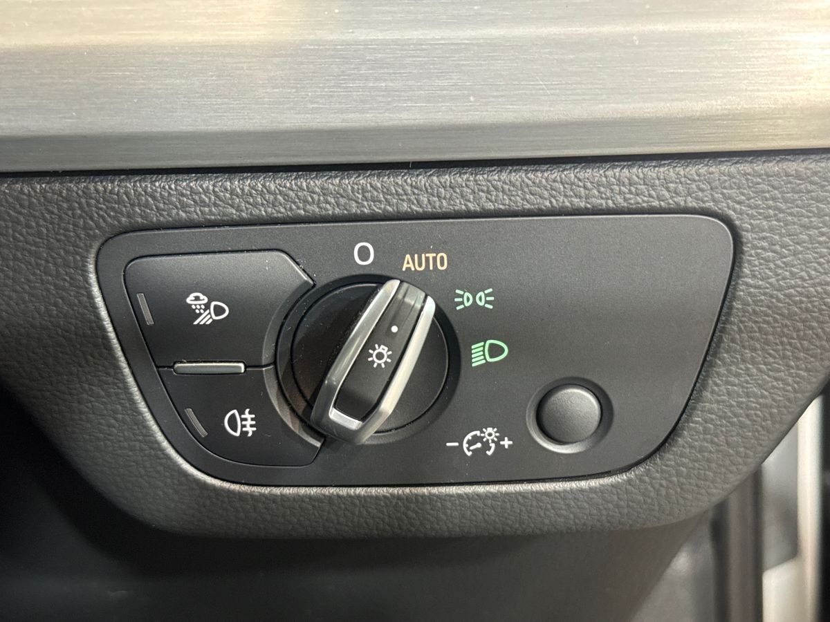 55 TFSI E QUATTRO S TRONIC