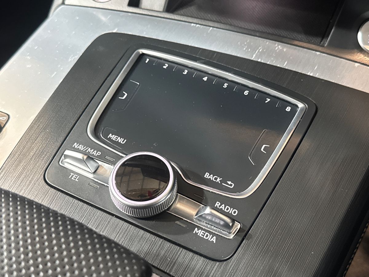 55 TFSI E QUATTRO S TRONIC