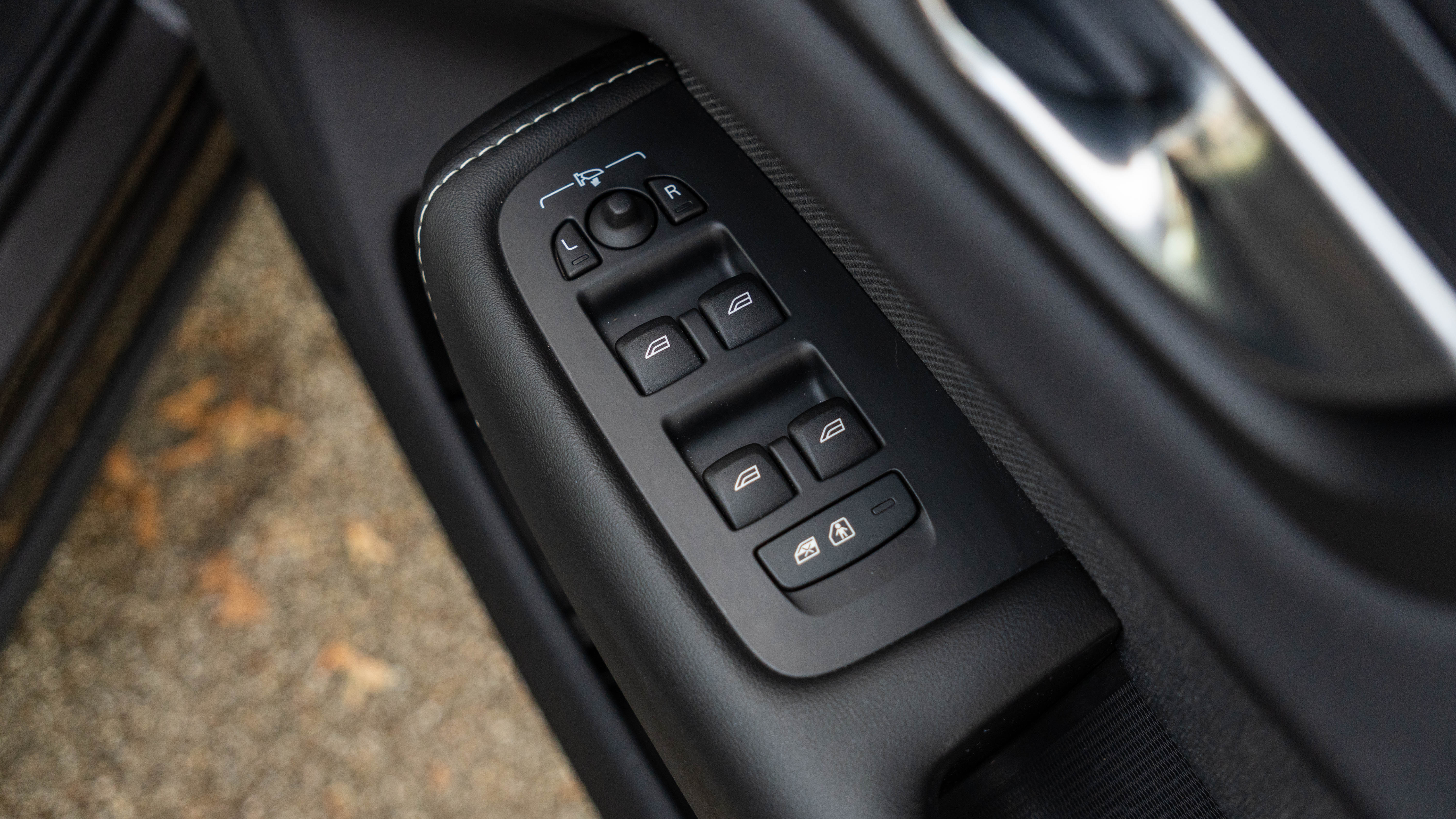 T6 350 RC PHEV DARK AWD GEARTRONIC