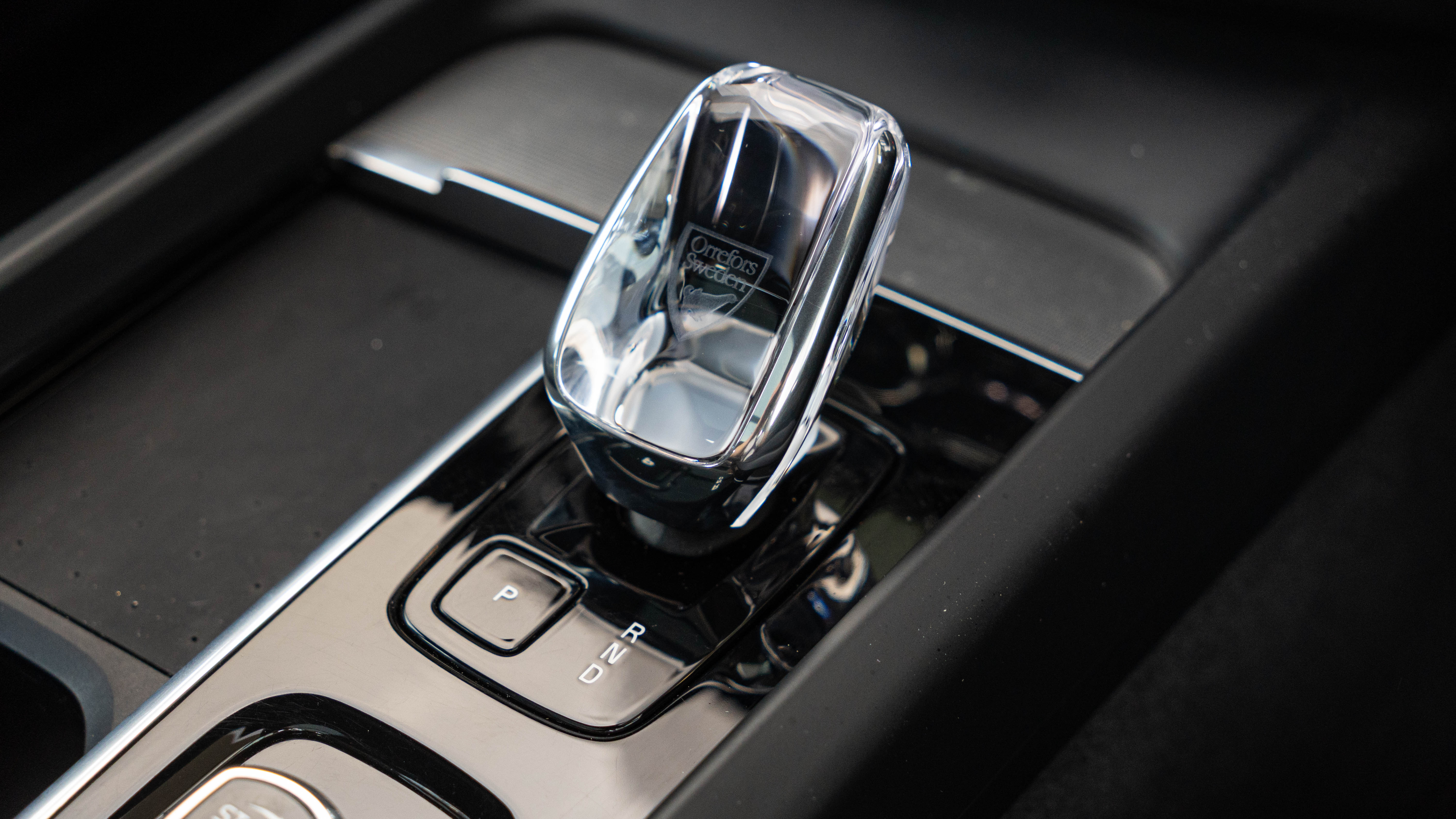 T6 350 RC PHEV DARK AWD GEARTRONIC