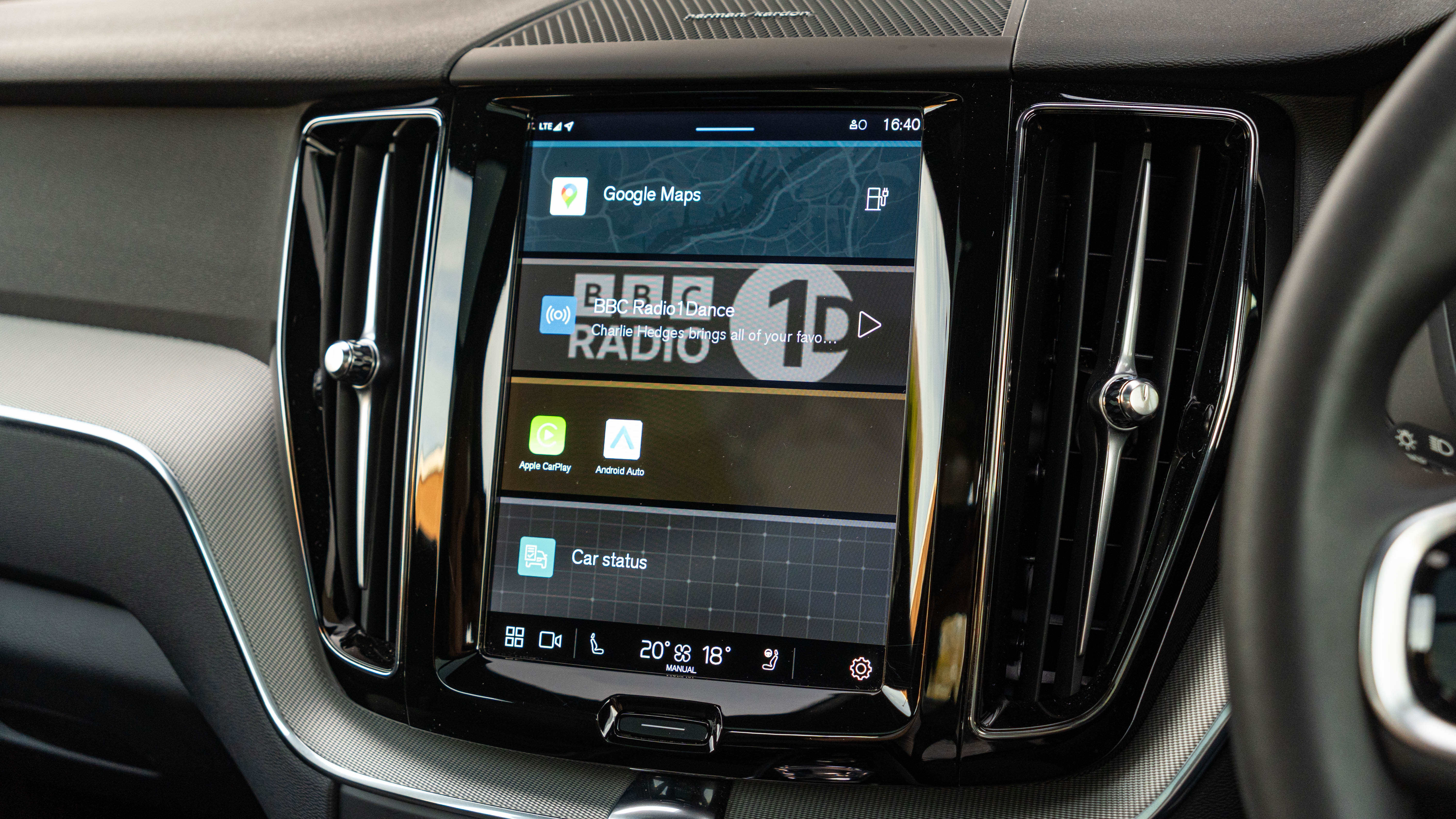 T6 350 RC PHEV DARK AWD GEARTRONIC