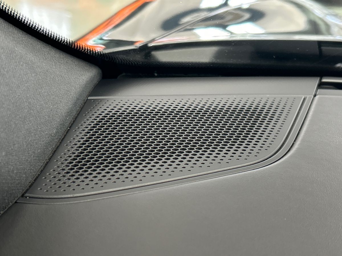 93KWH