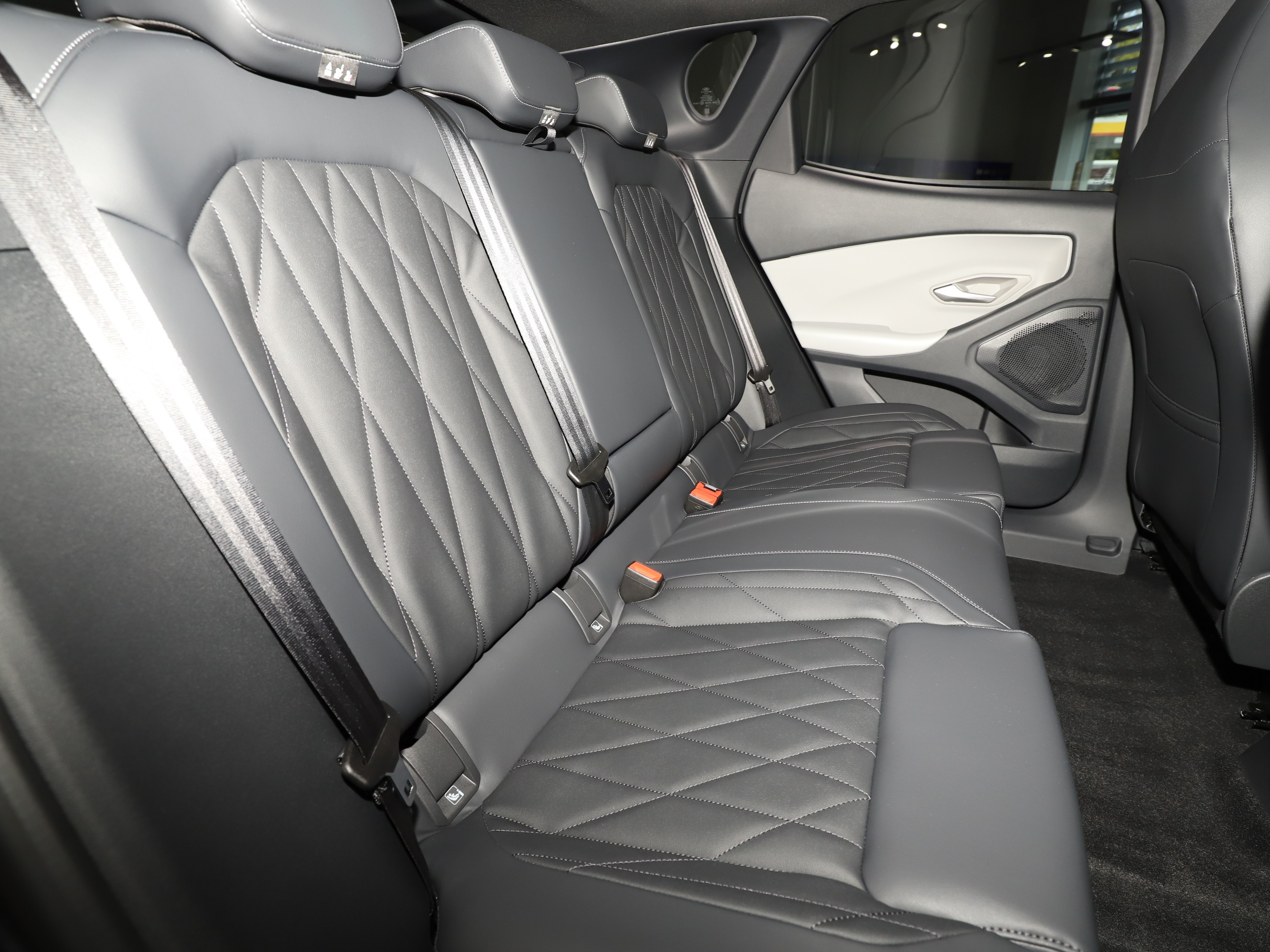 CAPRI PREMIUM 79KWH EXTENDED RANGE