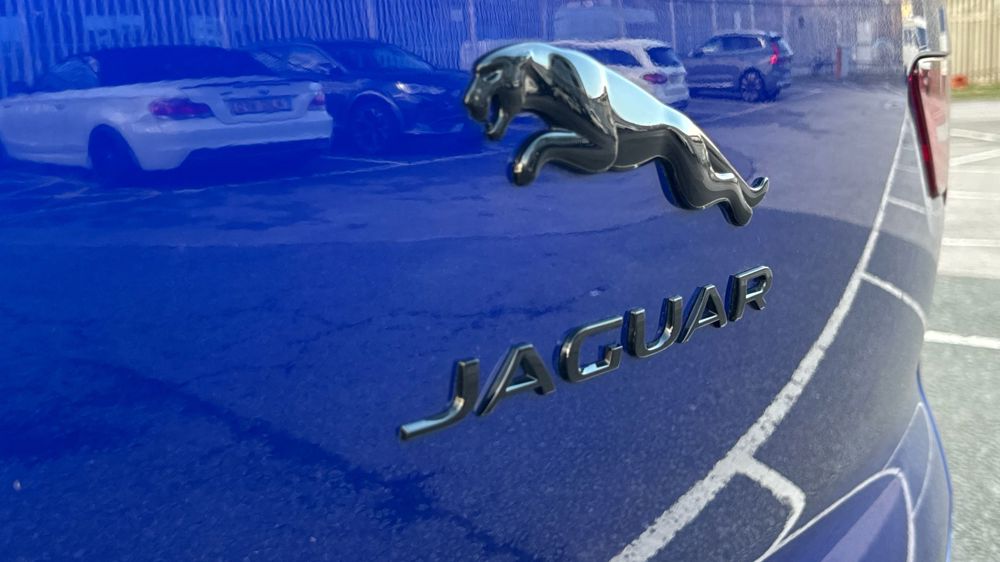 JAGUAR I-PACE
