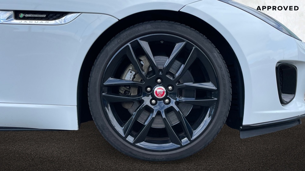 JAGUAR F-TYPE