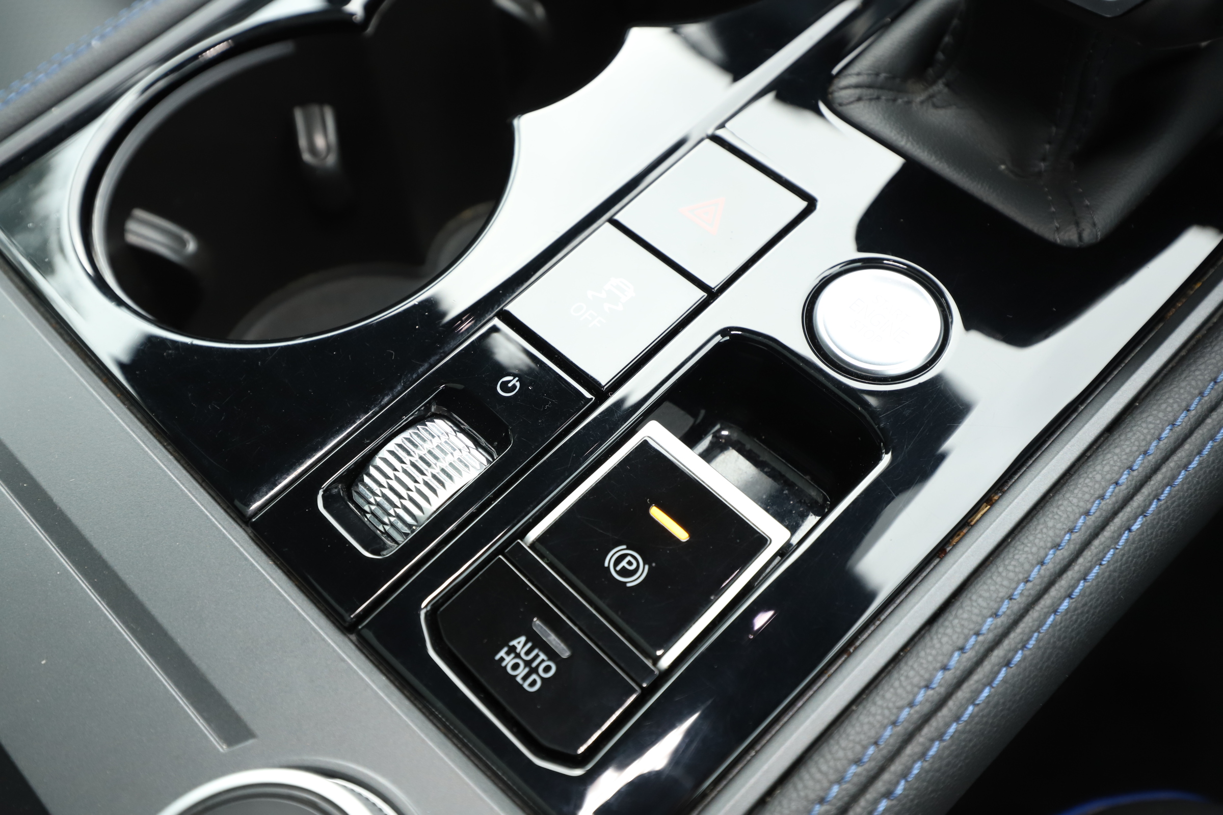 V6 TSI EHYBRID 4MOTION TIP