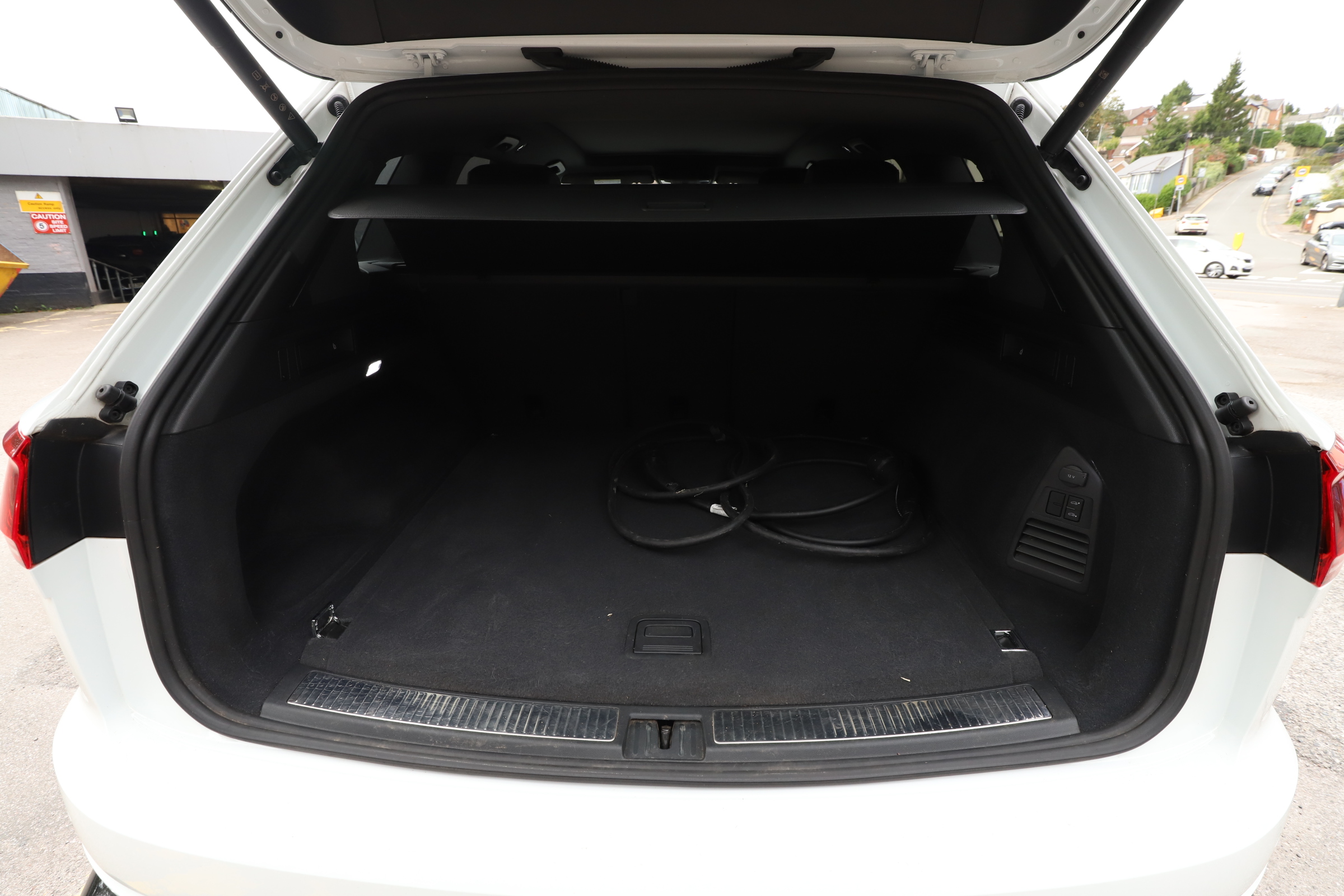 V6 TSI EHYBRID 4MOTION TIP