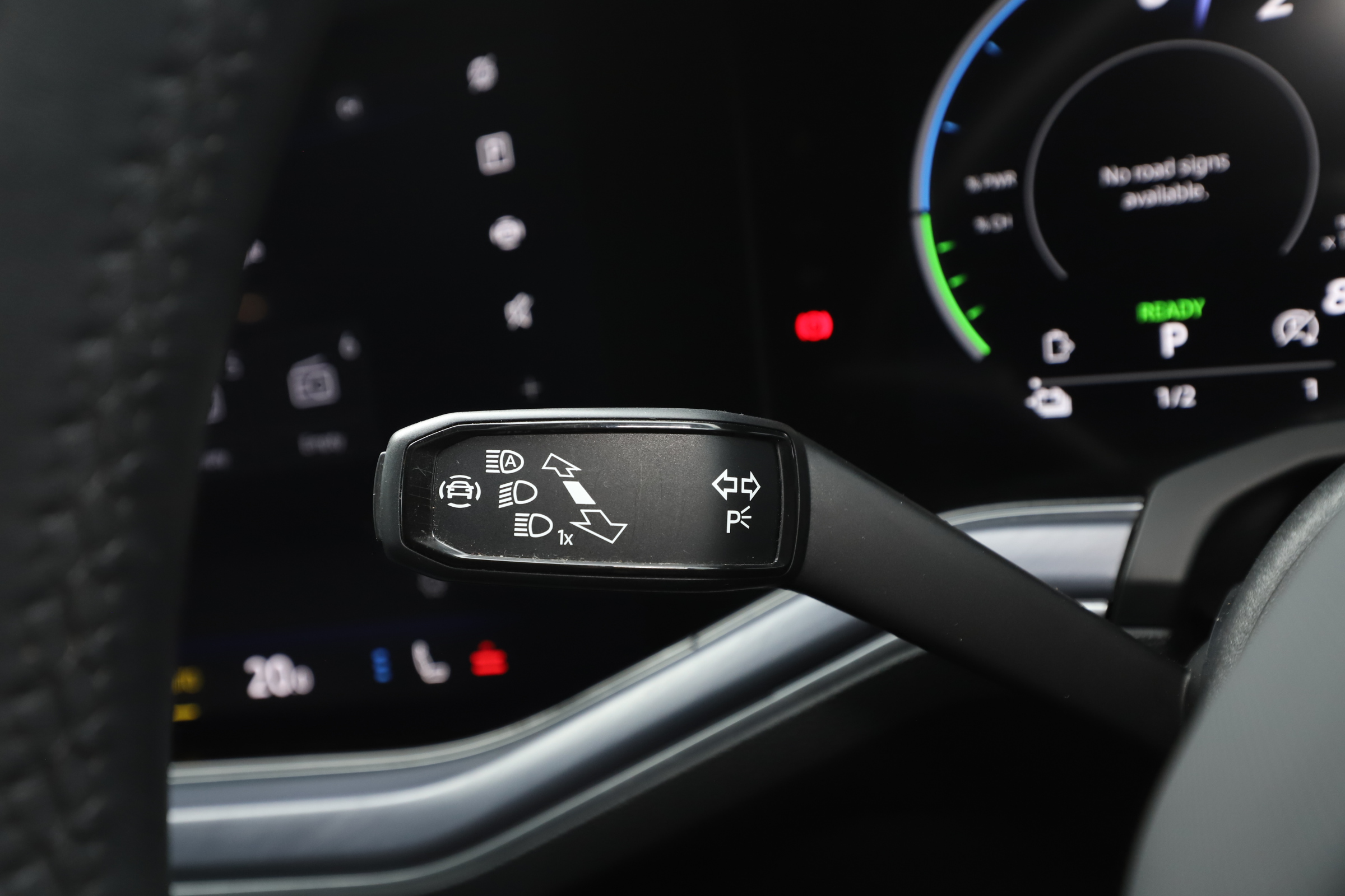 V6 TSI EHYBRID 4MOTION TIP