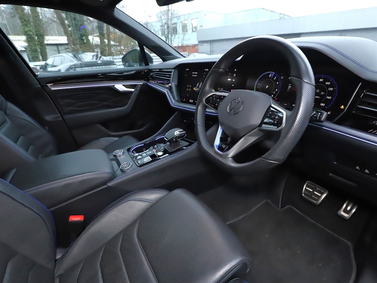 V6 TSI EHYBRID 4MOTION TIP